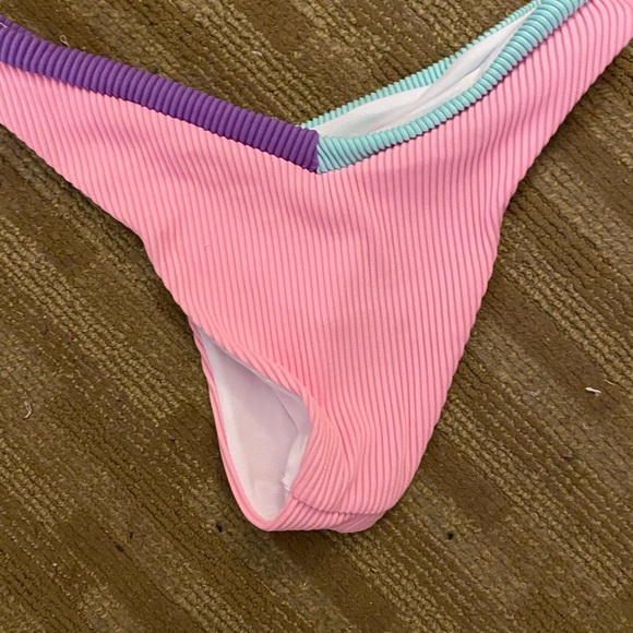 Colorful Bikini Set - Picture 5 of 7